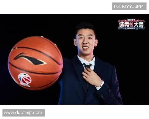 杭州篮球队反击体系解析：高效战术与团队协作的完美结合