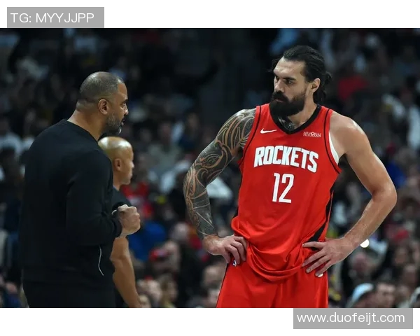 火箭队在太阳队的第四节逆转战局精彩瞬间回顾与分析